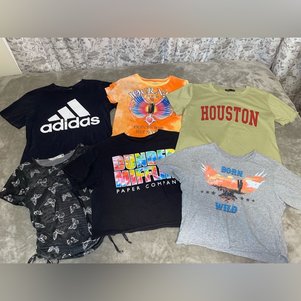 Lot Of 6 Women’s Small T Shirts / Crop Top T Shirts